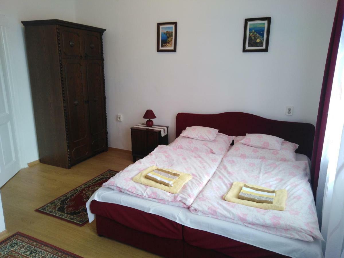 Апартаменты Orgona Vendeghaz Мишкольц Экстерьер фото