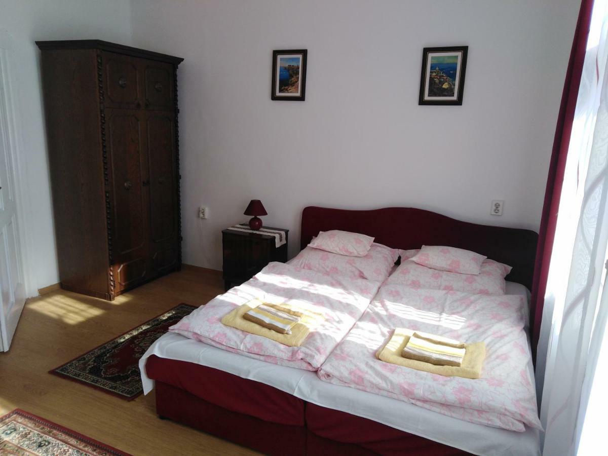 Апартаменты Orgona Vendeghaz Мишкольц Экстерьер фото